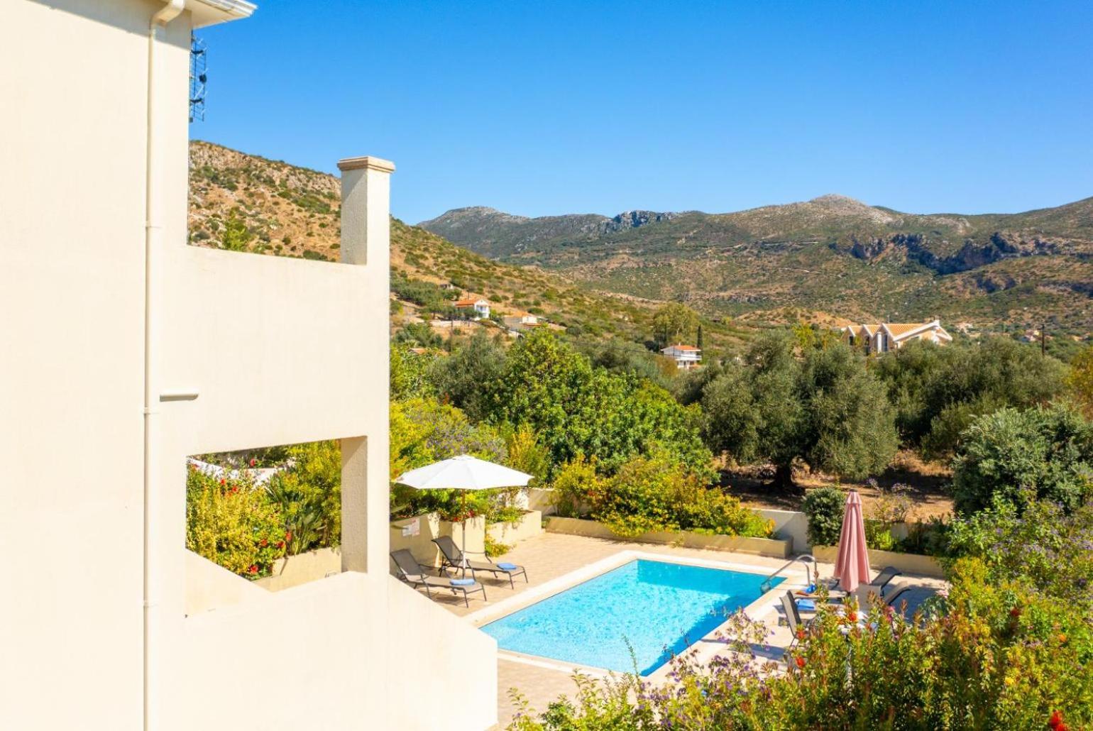 Villa Fedra بوروس المظهر الخارجي الصورة